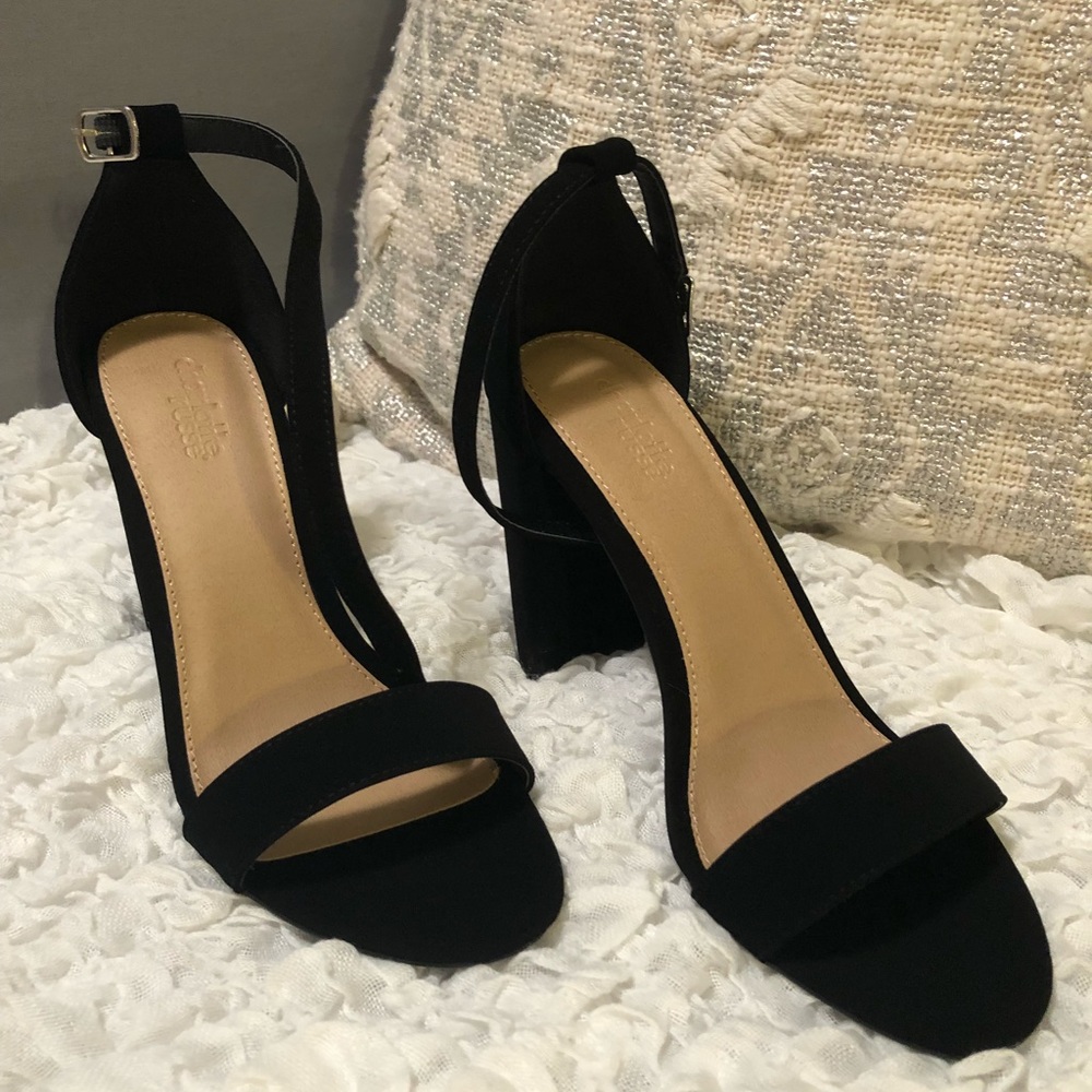 Heels - Picture 2 of 8